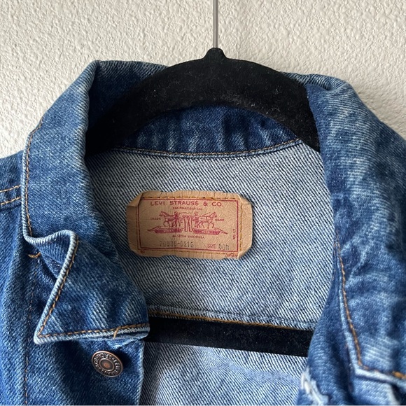 Levi's Indigo Denim Jacket - Picture 6 of 11